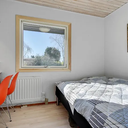 2 Bedroom Cozy In *
