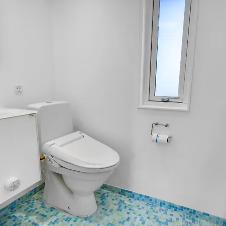2 Bedroom Cozy In *